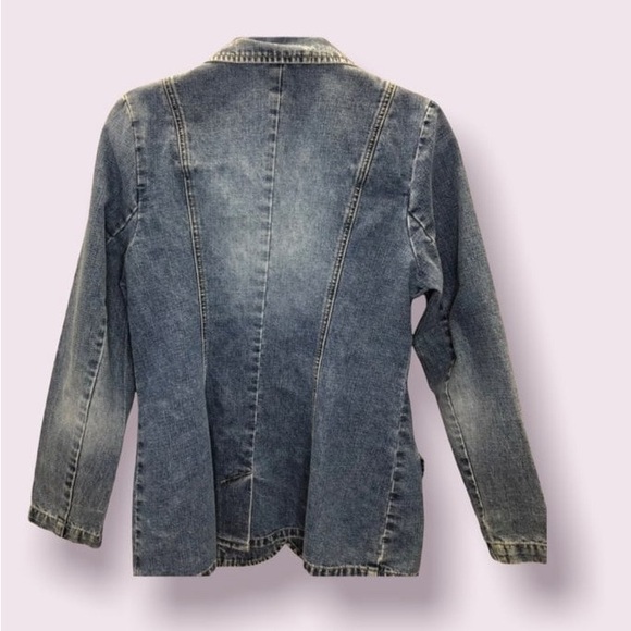 Jean Jacket - Picture 2 of 3